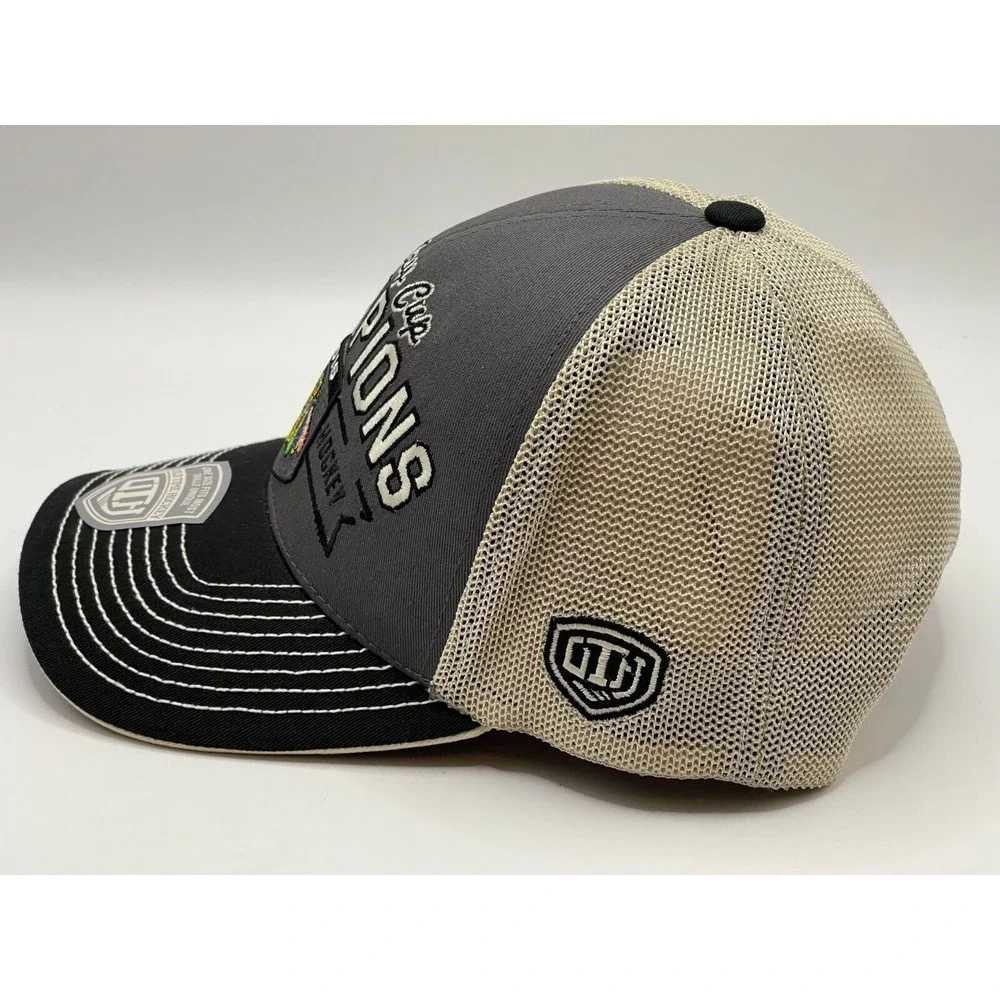 NWOT Chicago Blackhawks Old Time Hockey 2015 Stanley Cup Champs Hat Cap SnapBack